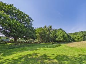 RESIDENTS PRIVATE MEADOW- click for photo gallery